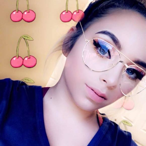 Meet the Posher Other - Meet your Posher, Katelyn